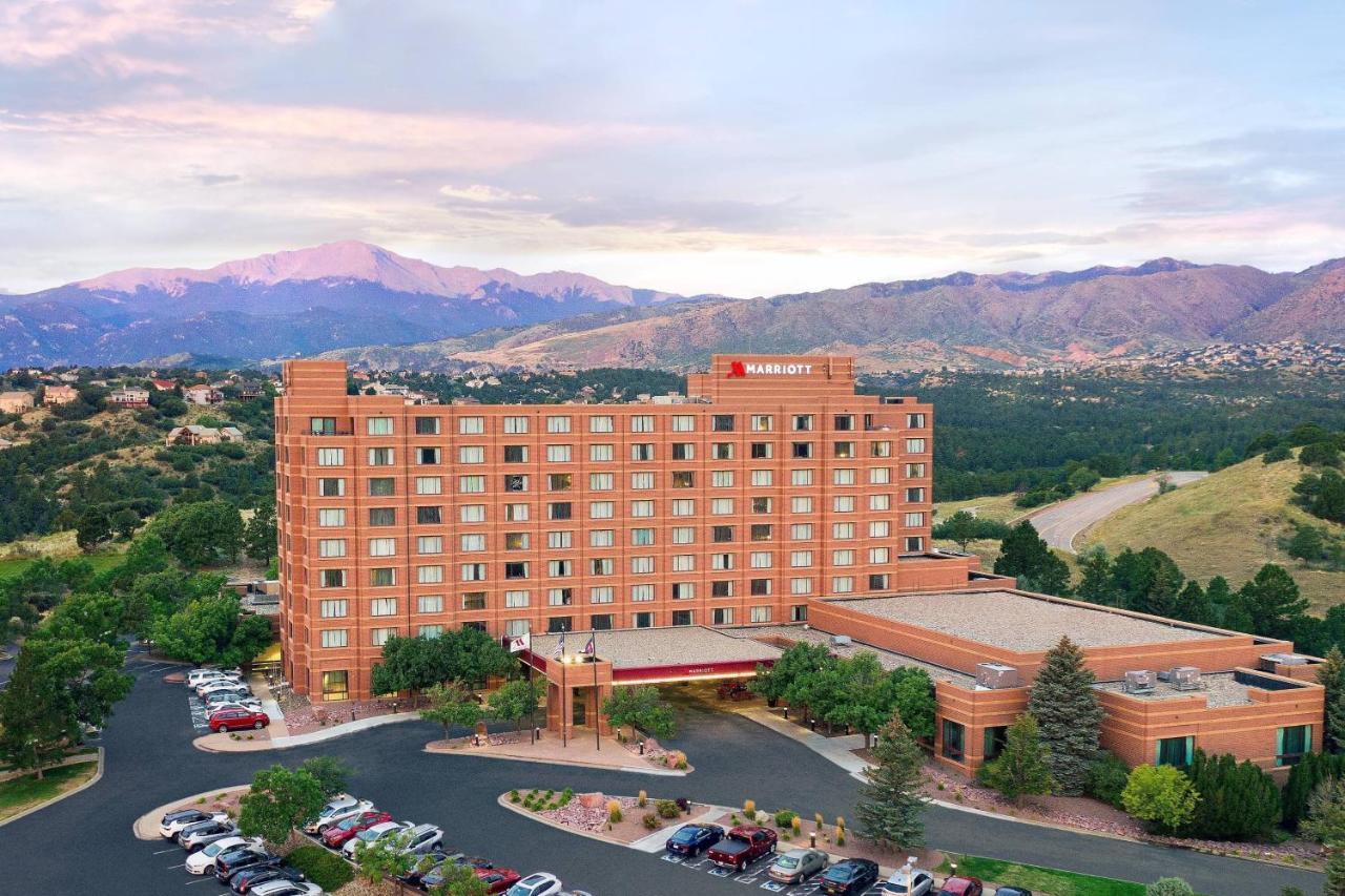 Отель Colorado Springs Marriott Экстерьер фото